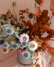 Load image into Gallery viewer, Dried Seasonal Arrangement