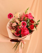 Load image into Gallery viewer, &#39;Valentine&#39; Pick of the Day Bouquet
